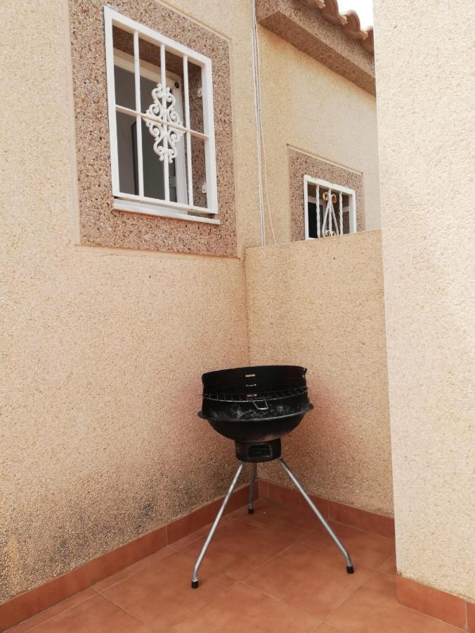 Bungalow Junto A La Piscina, Gran Alacant サンタ・ポラ エクステリア 写真