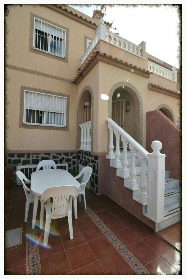 Bungalow Junto A La Piscina, Gran Alacant サンタ・ポラ エクステリア 写真