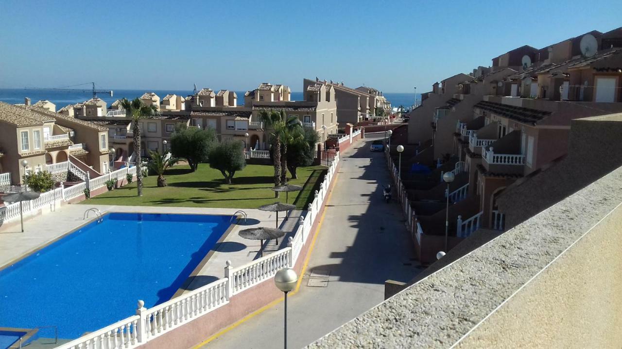 Bungalow Junto A La Piscina, Gran Alacant サンタ・ポラ エクステリア 写真